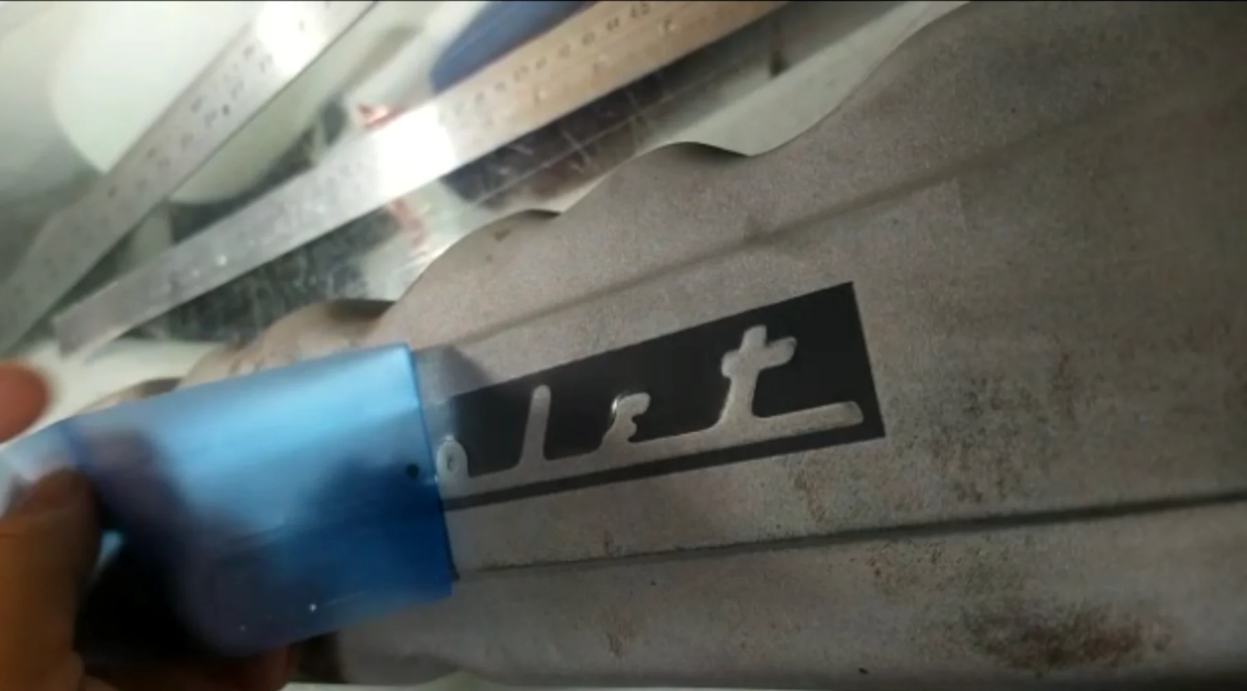Decalque para tampas de válvulas