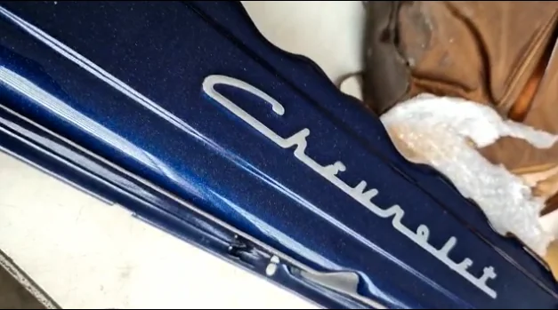 Decalque para tampas de válvulas